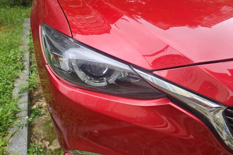 Used Mazda Atenza 2017 2.0L Blue Sky Luxury Edition Right Front Headlight