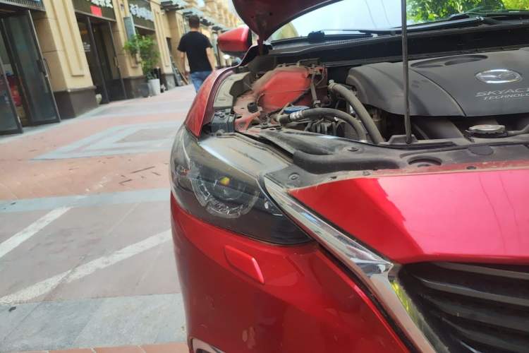Used Mazda Atenza 2017 2.5L Blue Sky Prestige Edition Right Front Headlight
