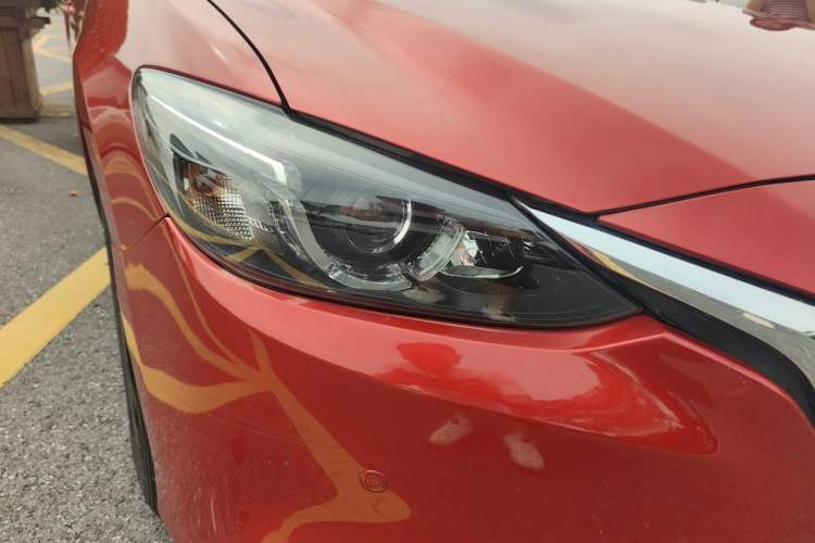 Used Mazda Atenza 2017 2.0L Blue Sky Luxury Edition Right Front Headlight