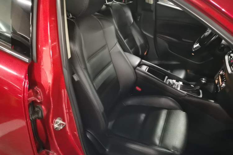 Used Mazda Atenza 2017 2.0L Blue Sky Luxury Edition Right Front Seat