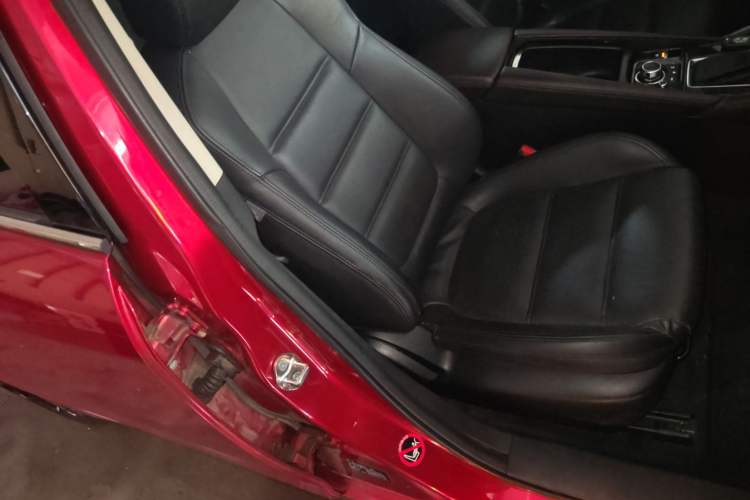 Used Mazda Atenza 2017 2.5L Skyactiv Sport Edition Right Front Seat