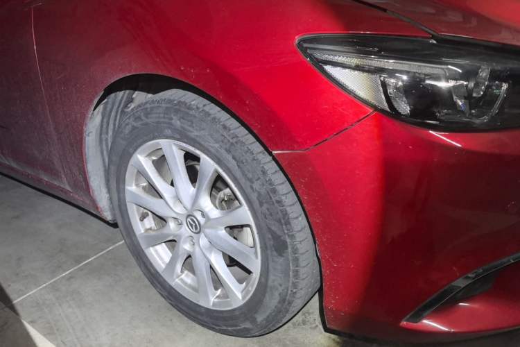 Used Mazda Atenza 2017 2.0L Blue Sky Luxury Edition Right Front Wheel Hub