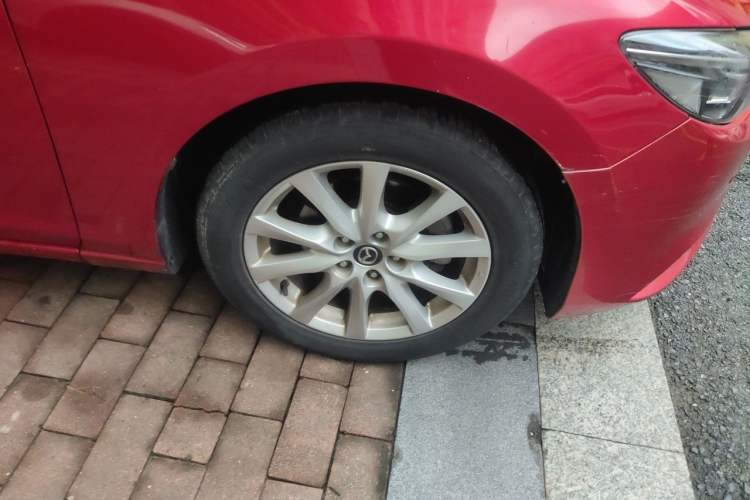 Used Mazda Atenza 2017 2.0L Blue Sky Luxury Edition Right Front Wheel Hub
