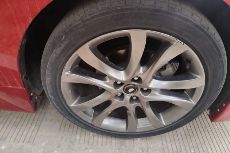 Used Mazda Atenza 2017 2.5L Blue Sky Prestige Edition Right Front Wheel Hub