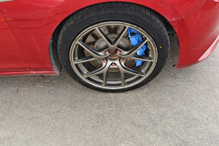 Used Mazda Atenza 2017 2.5L Skyactiv Sport Edition Right Front Wheel Hub