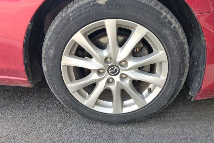 Used Mazda Atenza 2017 2.0L Blue Sky Luxury Edition Right Front Wheel Hub