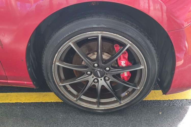 Used Mazda Atenza 2017 2.0L Blue Sky Luxury Edition Right Front Wheel Hub