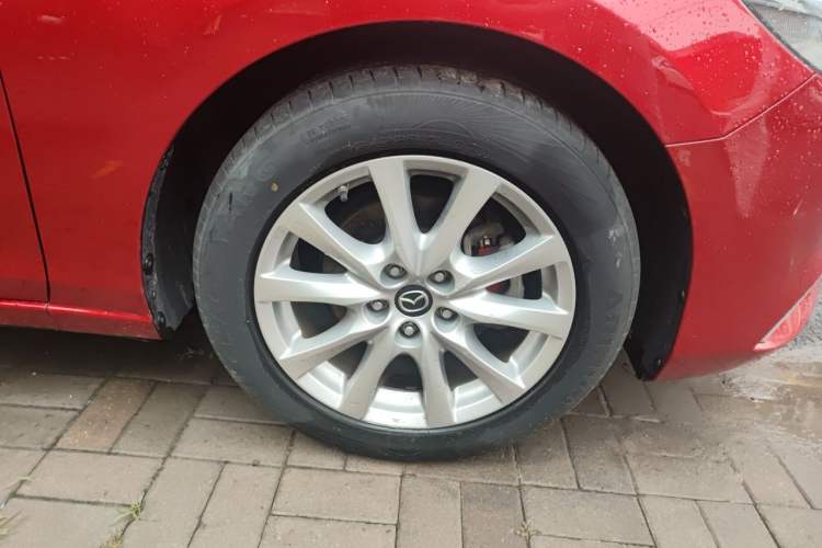 Used Mazda Atenza 2017 2.0L Blue Sky Luxury Edition Right Front Wheel Hub