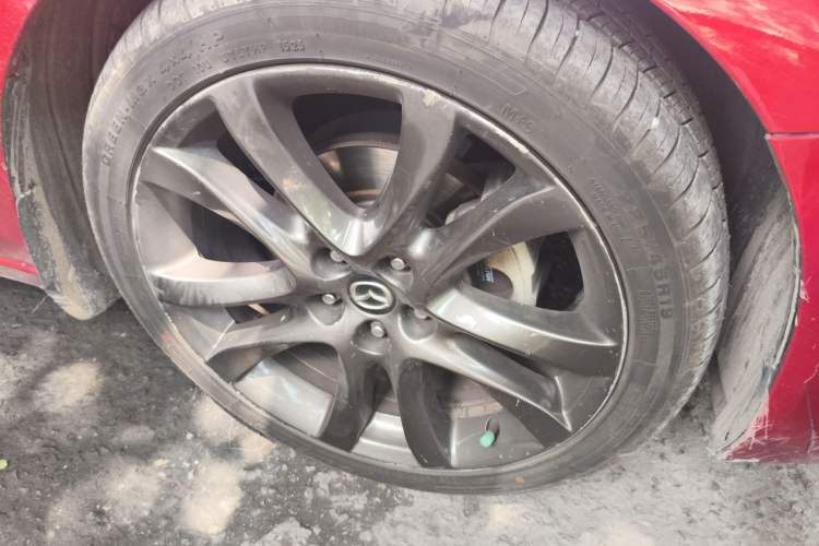 Used Mazda Atenza 2017 2.5L Blue Sky Prestige Edition Right Front Wheel Hub