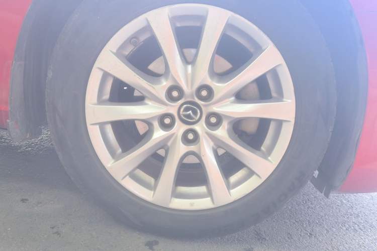 Used Mazda Atenza 2017 2.0L Blue Sky Luxury Edition Right Front Wheel Hub