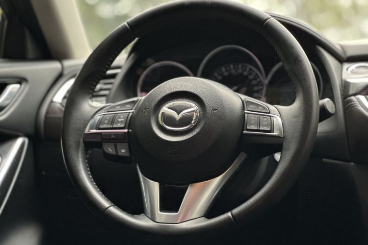 Used Mazda Atenza 2017 2.0L Blue Sky Luxury Edition Steering Wheel