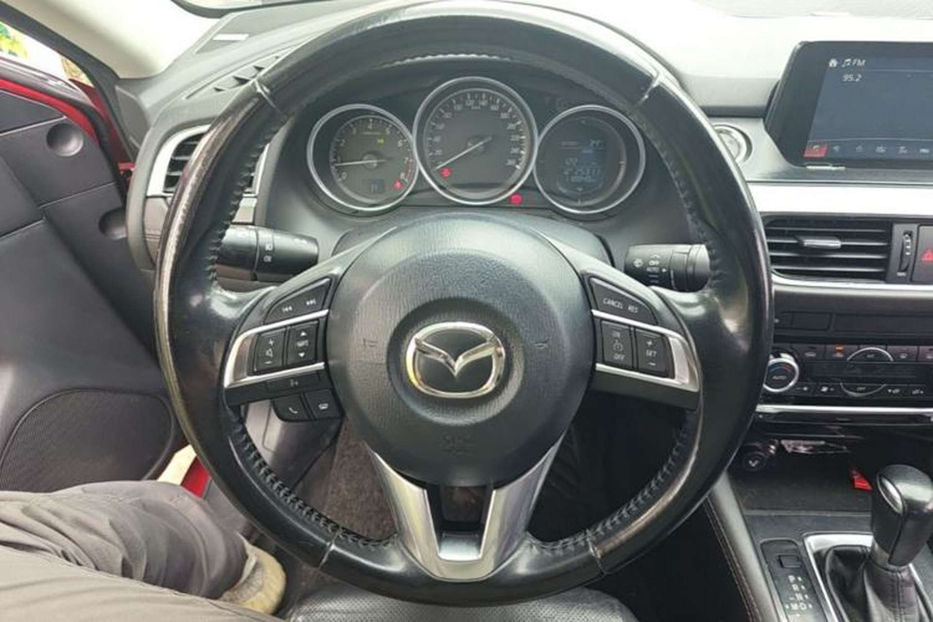 Used Mazda Atenza 2017 2.0L Blue Sky Luxury Edition Steering Wheel