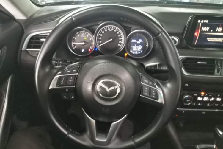 Used Mazda Atenza 2017 2.0L Blue Sky Luxury Edition Steering Wheel