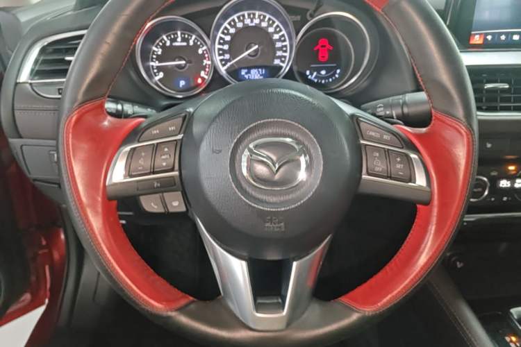 Used Mazda Atenza 2017 2.5L Blue Sky Prestige Edition Steering Wheel