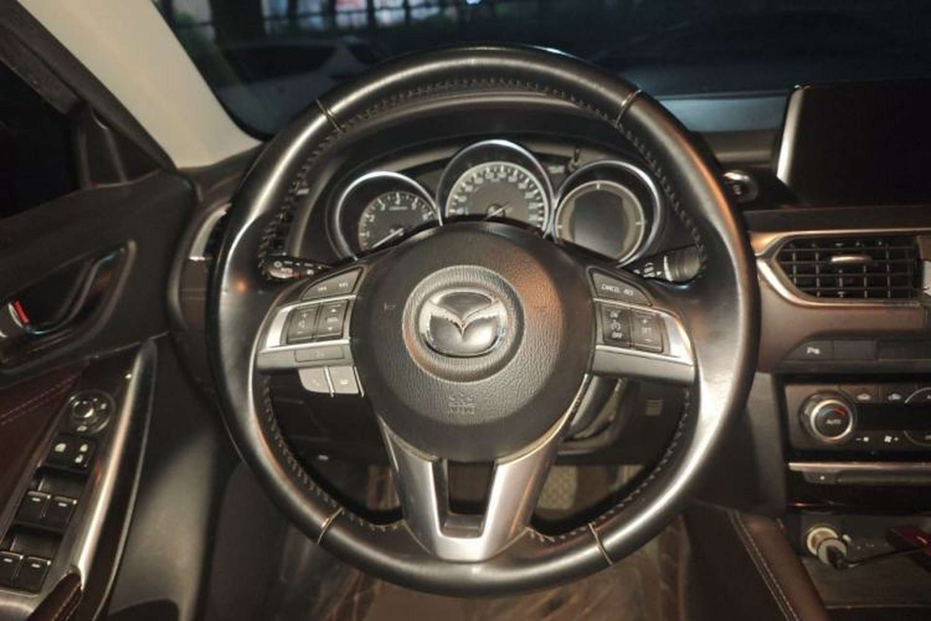 Used Mazda Atenza 2017 2.0L Blue Sky Luxury Edition Steering Wheel