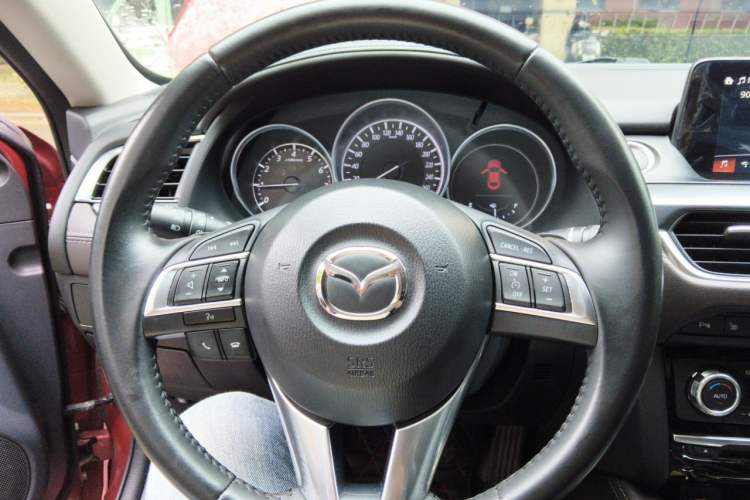 Used Mazda Atenza 2017 2.0L Blue Sky Prestige Edition Steering Wheel