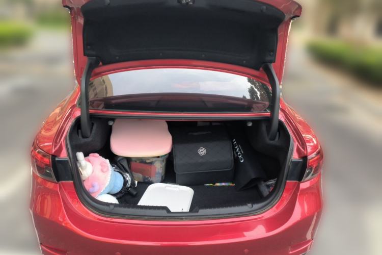 Used Mazda Atenza 2017 2.5L Blue Sky Prestige Edition Trunk