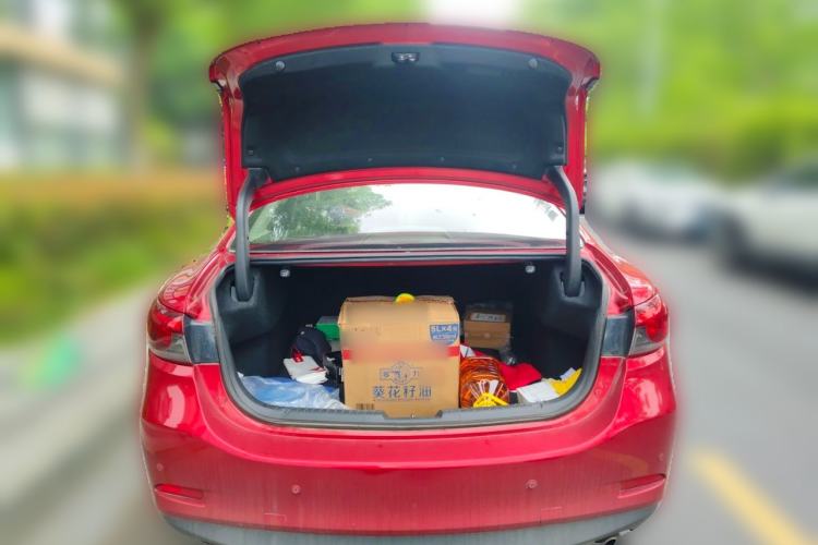 Used Mazda Atenza 2017 2.5L Blue Sky Prestige Edition Trunk