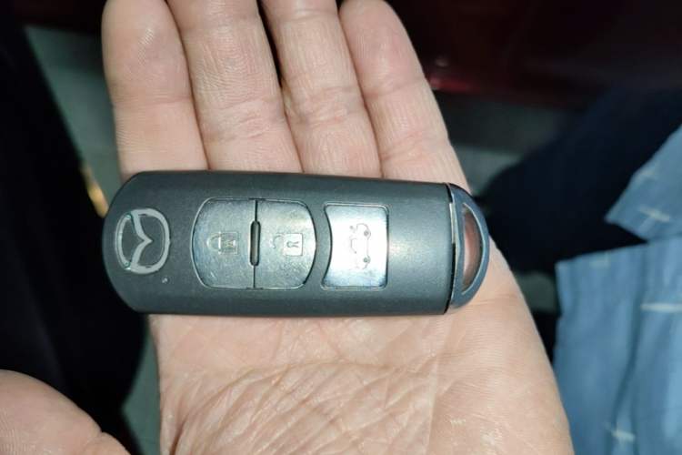 Used Mazda Atenza 2017 2.0L Blue Sky Luxury Edition Vehicle Key