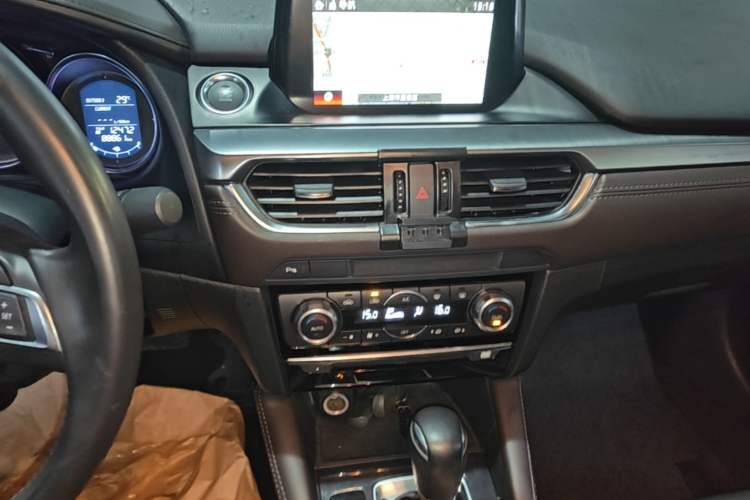 Used Mazda Atenza 2017 2.0L Blue Sky Luxury Edition Audio And AC Panel