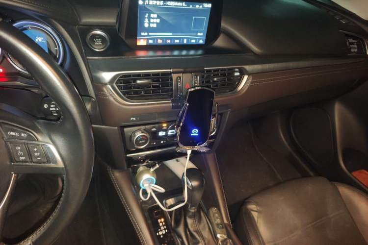 Used Mazda Atenza 2017 2.0L Blue Sky Luxury Edition Audio And AC Panel