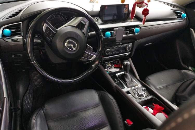 Used Mazda Atenza 2017 2.5L Skyactiv Sport Edition Center Console