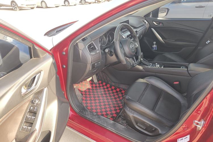 Used Mazda Atenza 2017 2.0L Blue Sky Luxury Edition Driver Seat