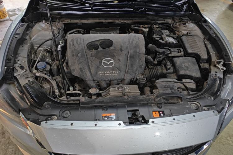 Used Mazda Atenza 2017 2.0L Blue Sky Luxury Edition Engine Bay