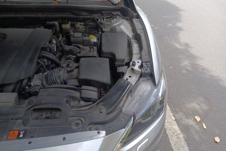 Used Mazda Atenza 2017 2.5L Sky Blue Supreme Edition Engine Bay Left