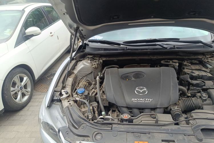 Used Mazda Atenza 2017 2.0L Blue Sky Luxury Edition Engine Bay Right