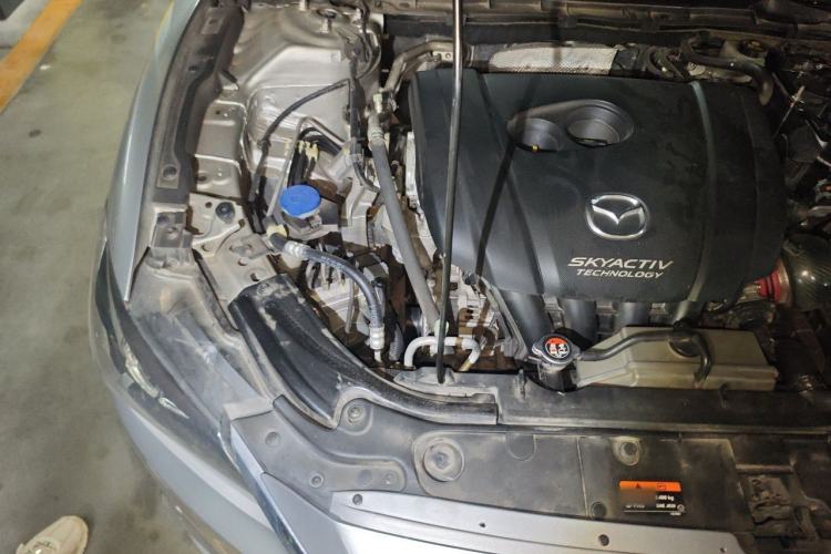 Used Mazda Atenza 2017 2.0L Blue Sky Luxury Edition Engine Bay Right