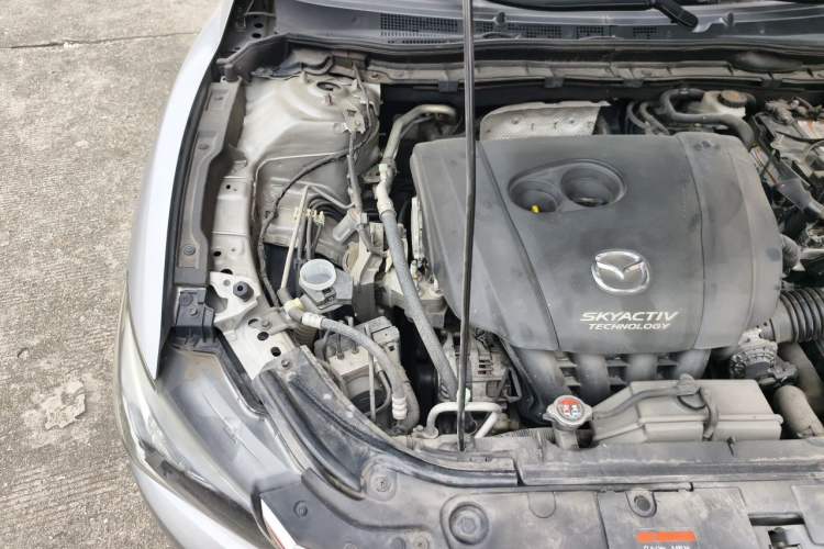 Used Mazda Atenza 2017 2.0L Blue Sky Luxury Edition Engine Bay Right