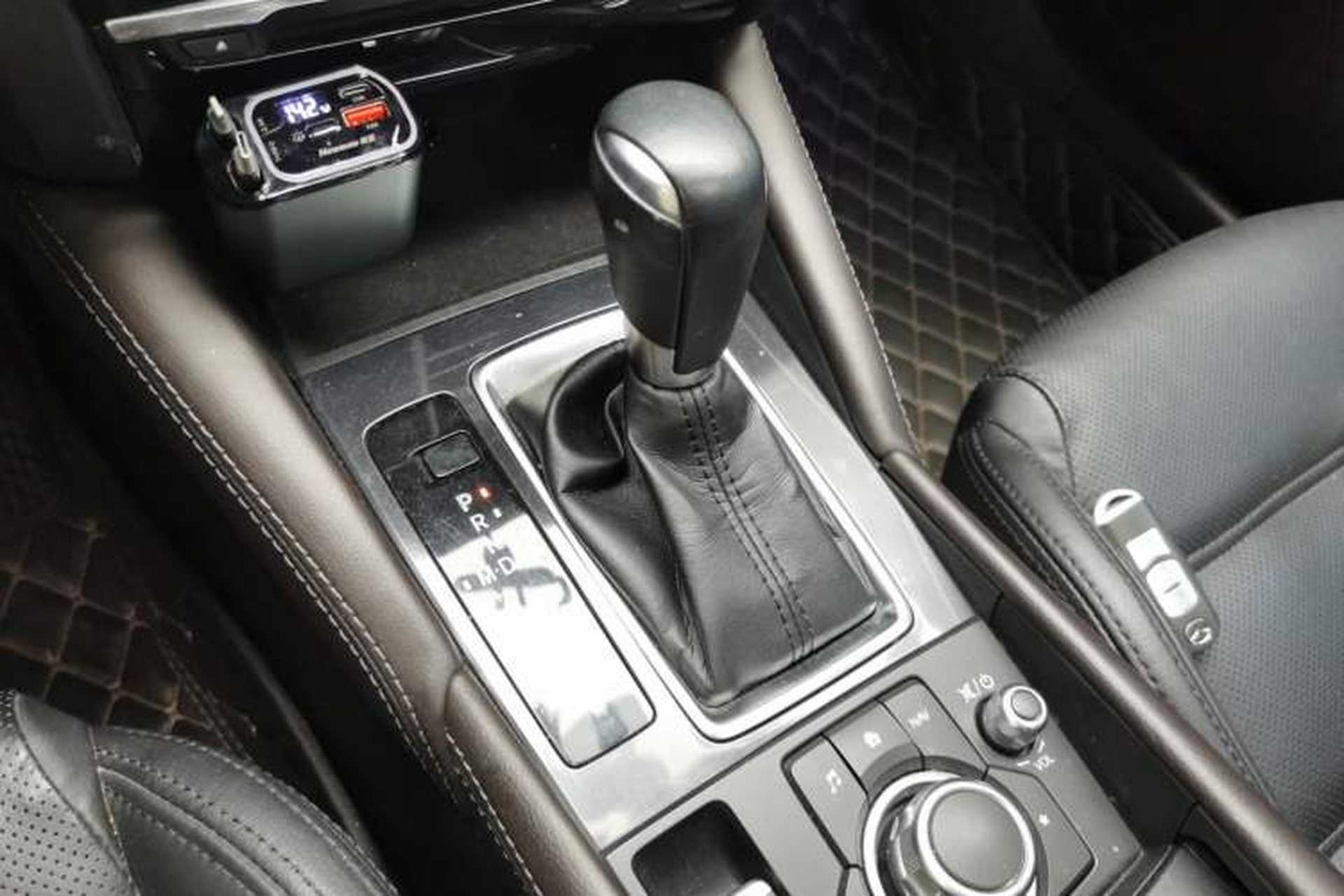 Used Mazda Atenza 2017 2.5L Blue Sky Prestige Edition Gear Lever