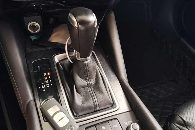 Used Mazda Atenza 2017 2.5L Skyactiv Sport Edition Gear Lever