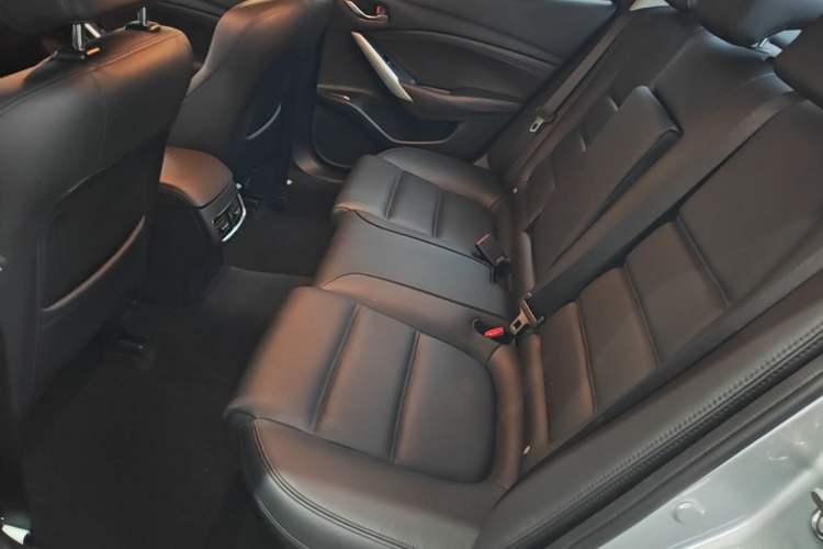 Used Mazda Atenza 2017 2.0L Blue Sky Luxury Edition Left Rear Seat