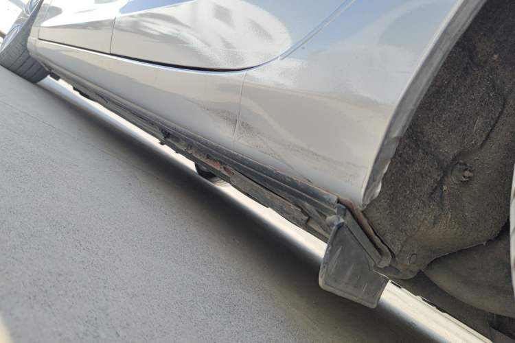 Used Mazda Atenza 2017 2.0L Blue Sky Luxury Edition Left Side Sill