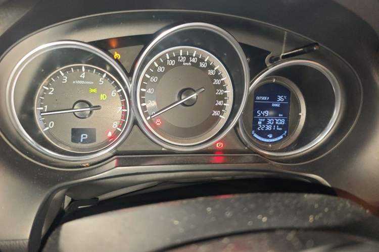 Used Mazda Atenza 2017 2.0L Blue Sky Luxury Edition Odometer Close Up