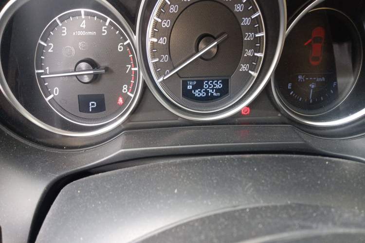 Used Mazda Atenza 2017 2.5L Sky Blue Supreme Edition Odometer Close Up