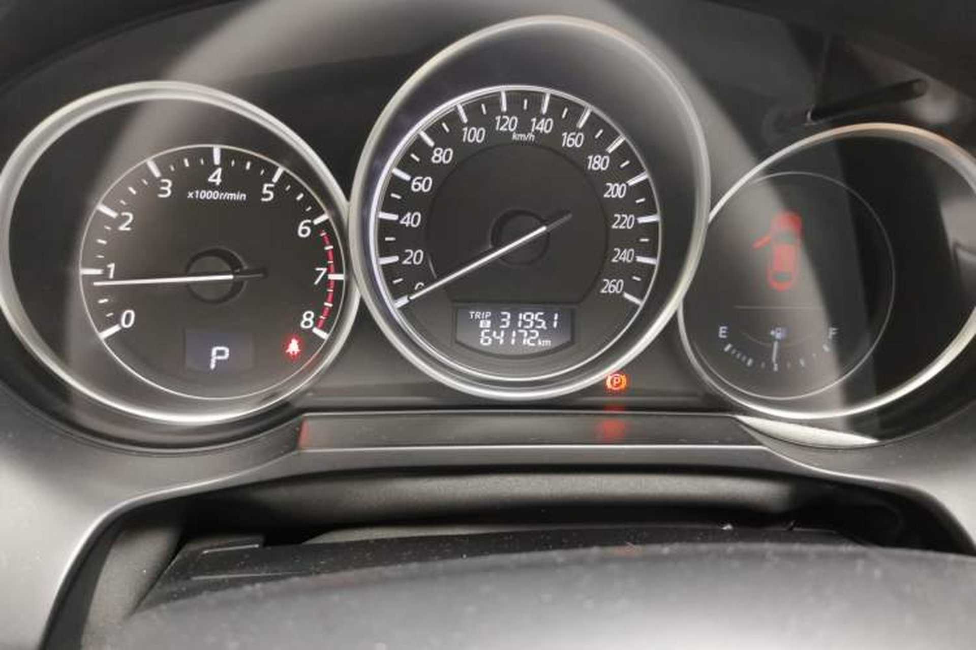Used Mazda Atenza 2017 2.5L Blue Sky Prestige Edition Odometer Close Up