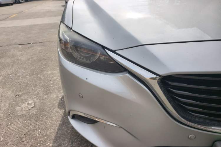 Used Mazda Atenza 2017 2.0L Blue Sky Luxury Edition Right Front Headlight