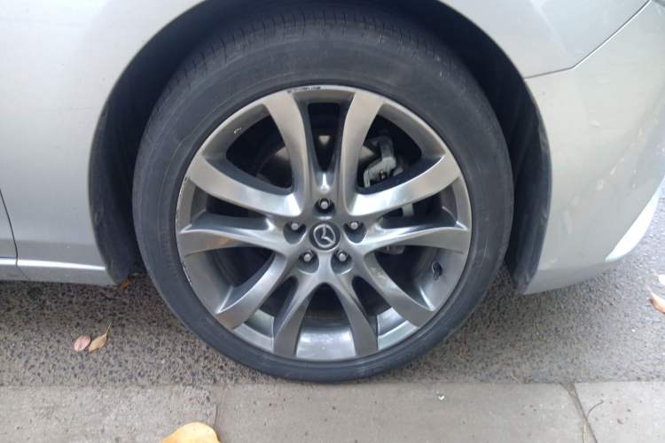Used Mazda Atenza 2017 2.5L Sky Blue Supreme Edition Right Front Wheel Hub