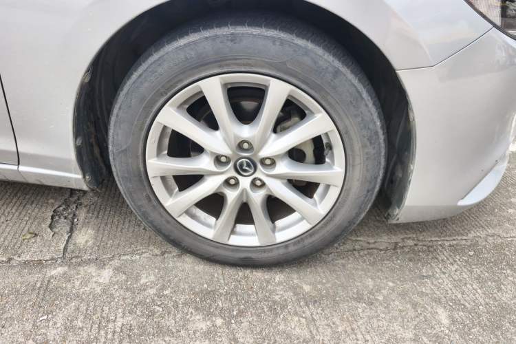 Used Mazda Atenza 2017 2.0L Blue Sky Luxury Edition Right Front Wheel Hub