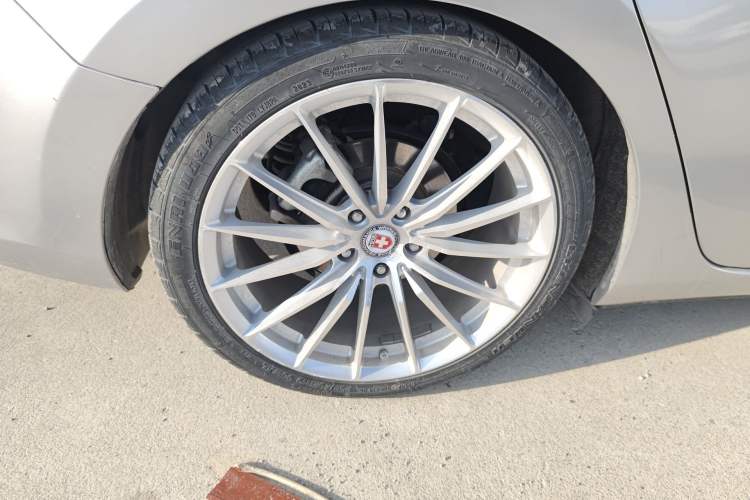 Used Mazda Atenza 2017 2.0L Blue Sky Luxury Edition Right Rear Wheel Hub