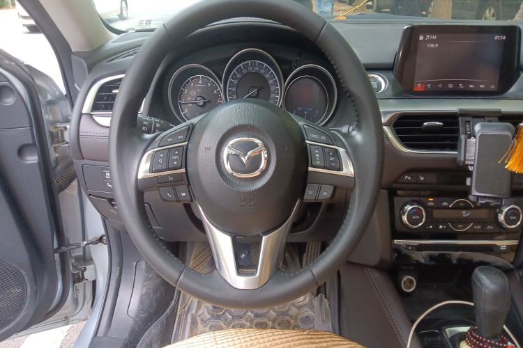 Used Mazda Atenza 2017 2.5L Sky Blue Supreme Edition Steering Wheel