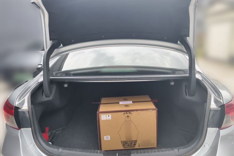 Used Mazda Atenza 2017 2.5L Blue Sky Prestige Edition Trunk