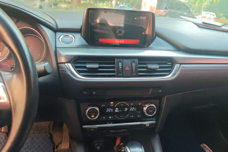 Used Mazda Atenza 2017 2.5L Blue Sky Prestige Edition Audio And AC Panel