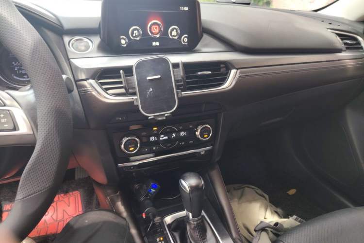 Used Mazda Atenza 2017 2.0L Blue Sky Luxury Edition Audio And AC Panel