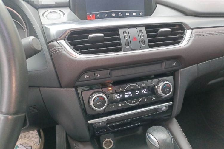 Used Mazda Atenza 2017 2.5L Blue Sky Prestige Edition Audio And AC Panel