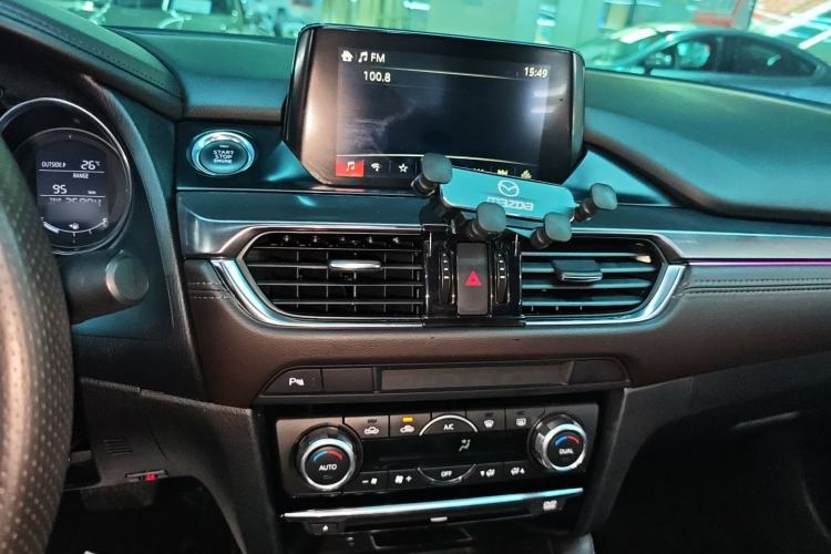 Used Mazda Atenza 2017 2.5L Skyactiv Sport Edition Audio And AC Panel