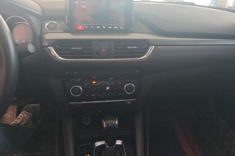 Used Mazda Atenza 2017 2.0L Blue Sky Prestige Edition Audio And AC Panel